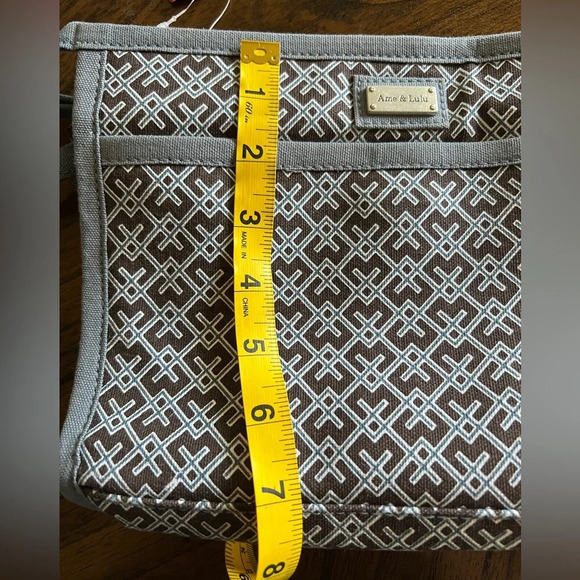 Ame & Lulu Brown & Blue geometric pattern Travel Pouch - Water-Resistant Lining - Picture 7 of 8